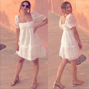 A-line Embroidery Eyelet Puff Sleeved Short H&M DRESS - NWT white